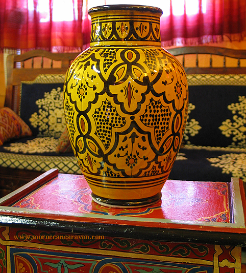 Moroccan Moroccan ceramic vase, Yellow w/ Pattern